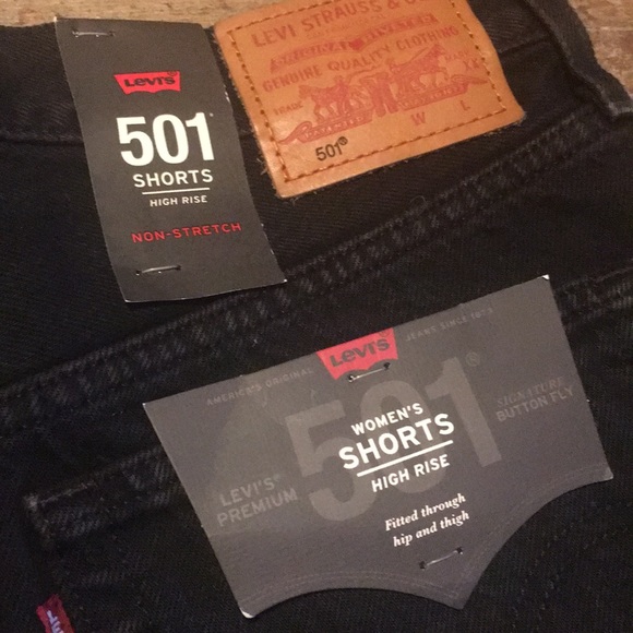 Levi Strauss High Rise Shorts - Picture 5 of 5